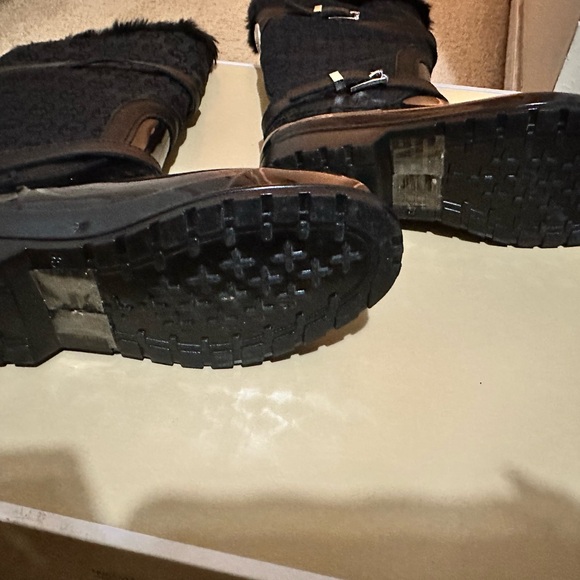 Michael Kors snow / rain boots - Picture 8 of 12